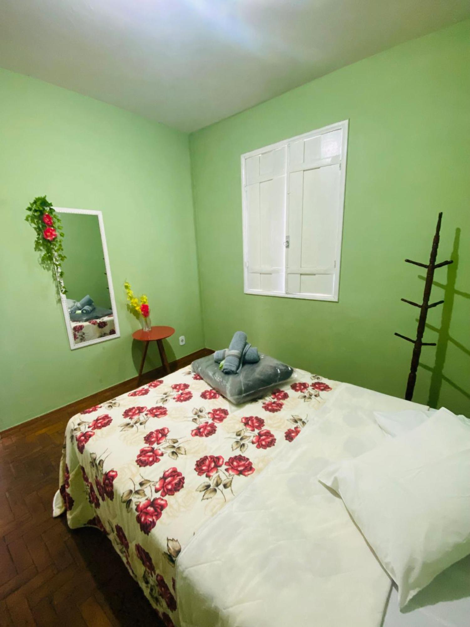 Casa De Dois Quartos Para 6 Pessoas-Casa Das Flores Βίλα Όρου Πρέτου Εξωτερικό φωτογραφία